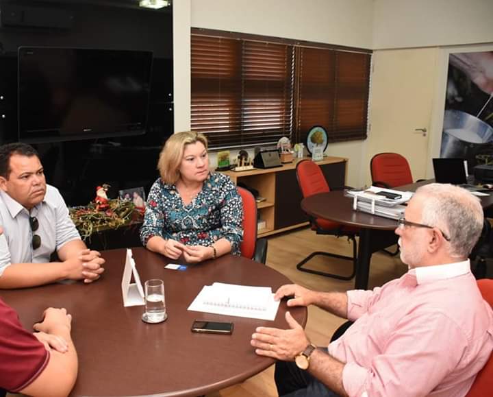 Eliane Alves e Veronaldo Gonçalves se reúnem com o secretário de Desenvolvimento Agrário de Pernambuco Dilson Peixoto
