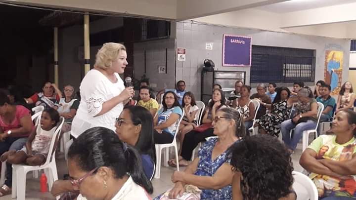 Encontro da Campanha da Fraternidade na Comunidade da Paróquia Santa Cruz foi ministrado pela Vereadora Eliane Alves
